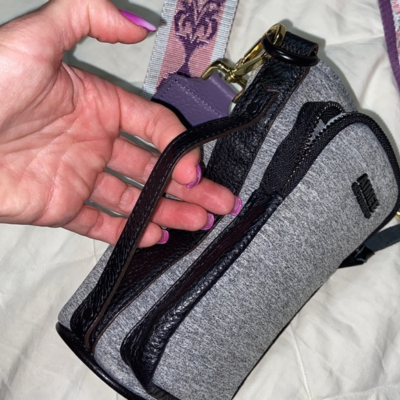 Nwot Aimee Kestenberg heathered On Top Of The World Water Bottle Crossbody B - Picture 6 of 12